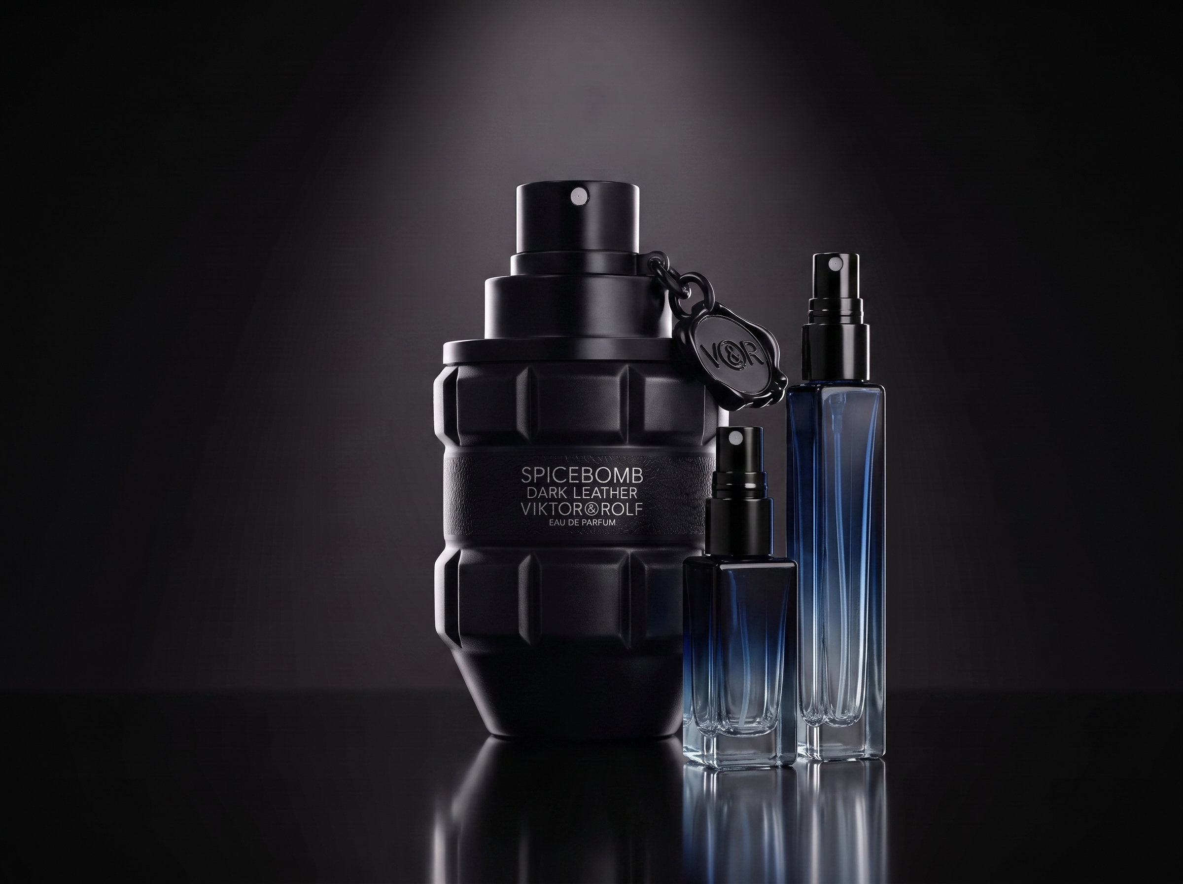 Viktor & Rolf Spicebomb Dark Leather — frasco original junto a los decants de 5 y 10 ml, Parfaria Club